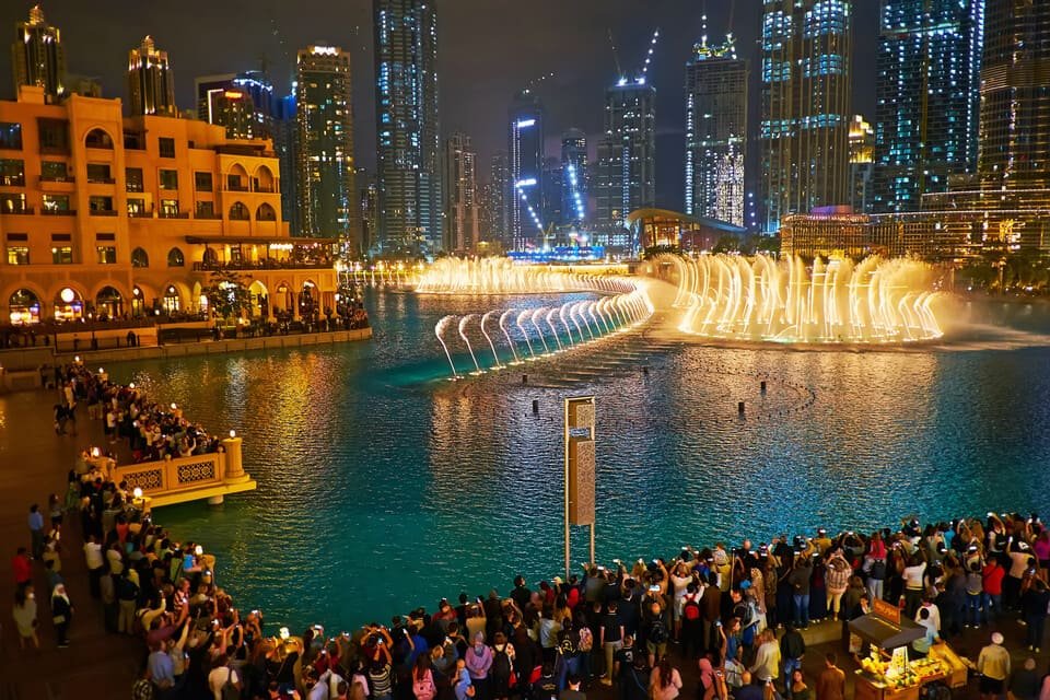 Burj Khalifa Jantar ou Almoço Experiência 2026