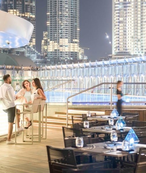 Burj Khalifa Jantar ou Almoço Experiência 2026